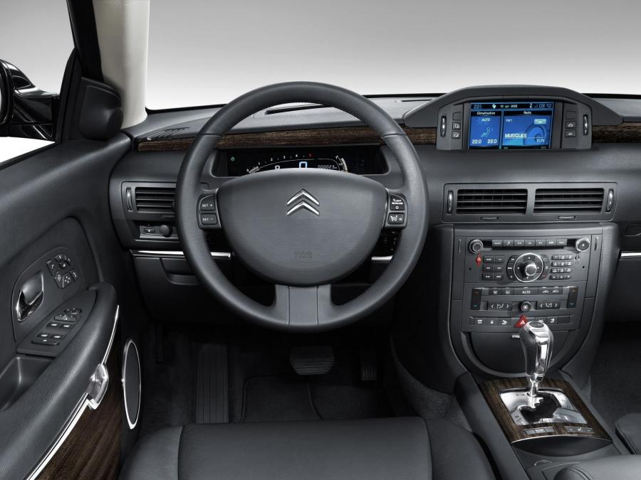  Citroen C6 2005 года  (фото 15 из 16)